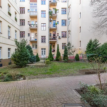 Charming Flat, Steps From Castle - Historic Part Bratislava