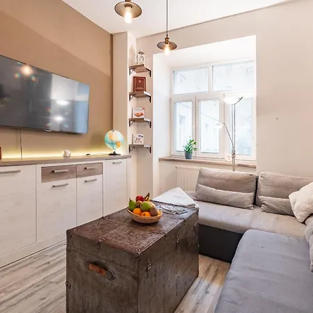 Apartmán Charming Flat, Steps From Castle - Free Parking Bratislava